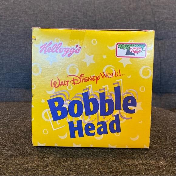 2002 Walt Disney World Resort Mickey Mouse Bobblehead Kellogs 8" Figure … - Picture 6 of 6